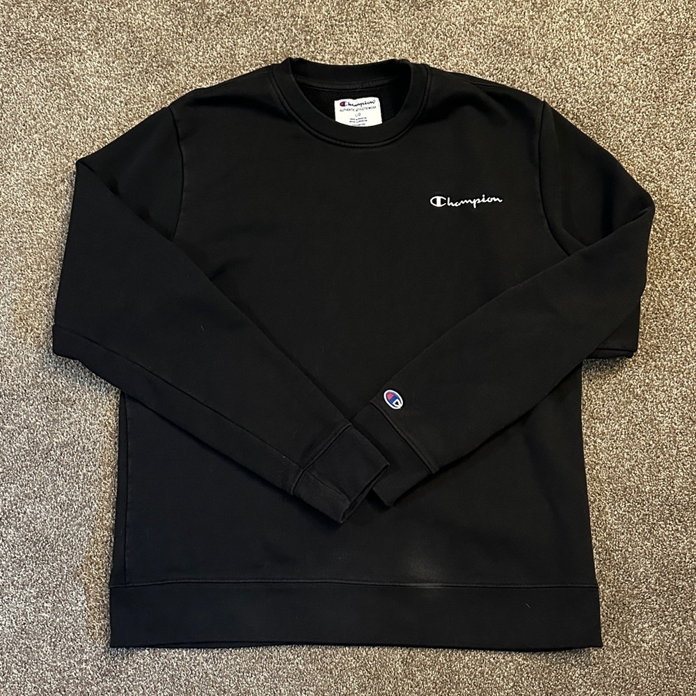 Champion Men's Classic Black Crewneck Sweater